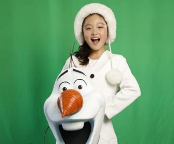 Ashlyn as Olaf at the North Shore Theatre Company Production 2026